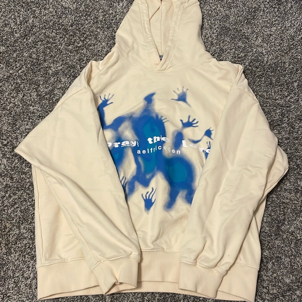 NWOT Aelfric Eden hoodie size medium